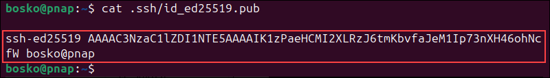 Copying an SSH key with the cat command in Ubuntu.