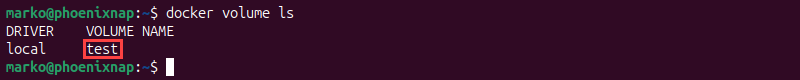 Listing volumes in Docker.